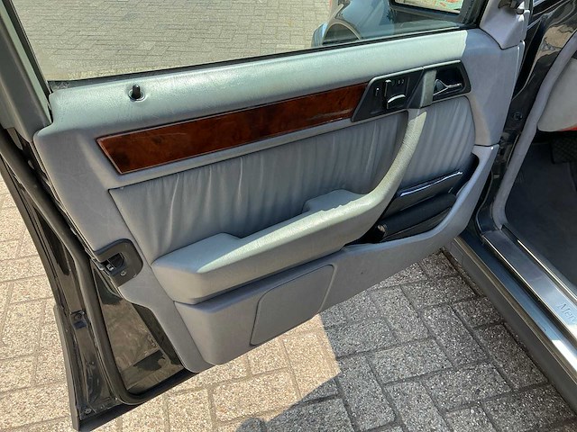 1992 mercedes-benz 500 e w124.036 oldtimer - afbeelding 9 van  36