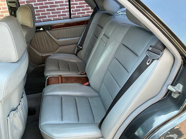 1992 mercedes-benz 500 e w124.036 oldtimer - afbeelding 20 van  36