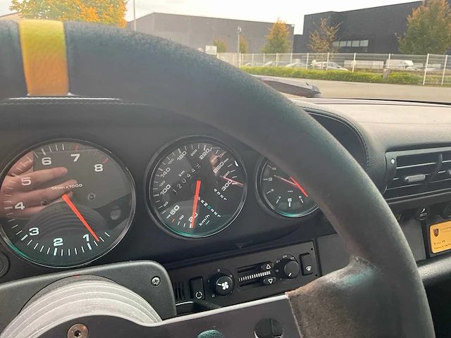 1992 porsche 911-l 964 personenauto - afbeelding 10 van  30