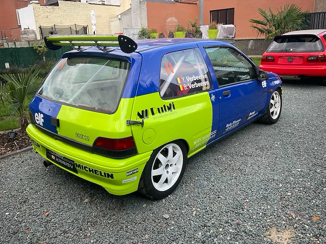 1992 renault clio circuitwagen - afbeelding 37 van  40