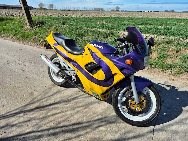 1992 suzuki gsxf motorfietsen - afbeelding 2 van  9
