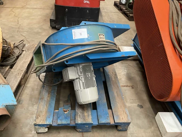 1992 typhoon gt230/48 afzuigventilator - afbeelding 2 van  4