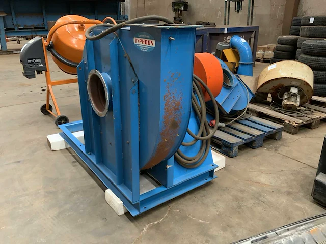 1992 typhoon ot250/38ru industriële afzuigventilator - afbeelding 2 van  6