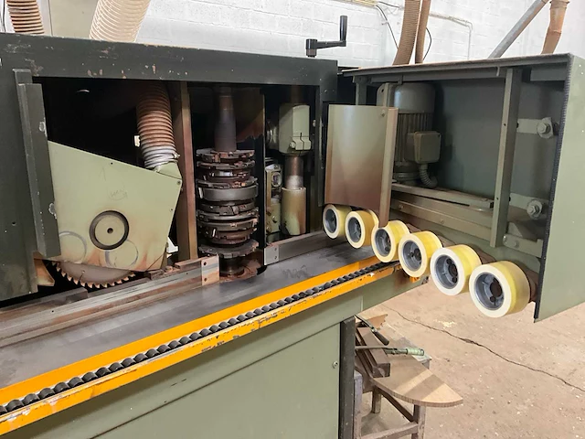 1992 vertongen f01 verticale freesmachine raamprofiel - afbeelding 11 van  12