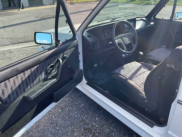 1992 volkswagen cabrio golf gti oldtimer - afbeelding 7 van  40