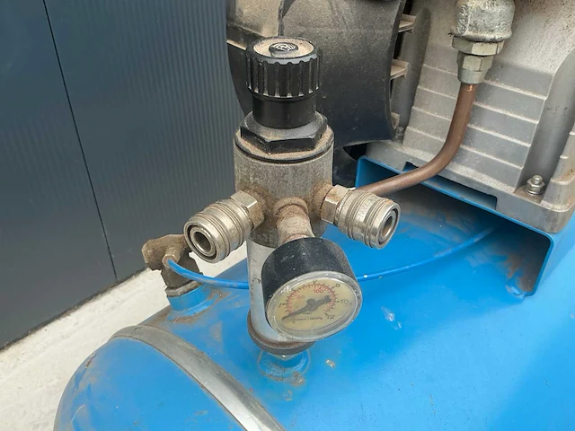 1993 air compact hp4 luchtcompressor - afbeelding 10 van  10
