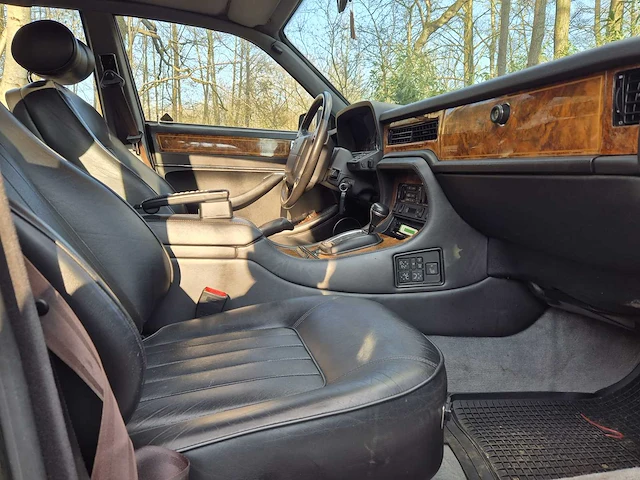 1993 daimler double six v12 oldtimer - afbeelding 2 van  45