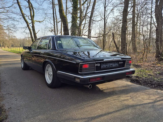 1993 daimler double six v12 oldtimer - afbeelding 41 van  45