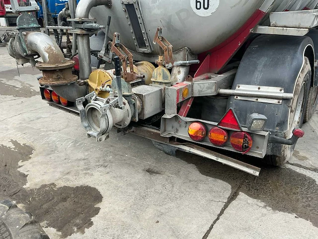 1993 dijkstra 475.700 oplegger water / mesttank - afbeelding 15 van  17