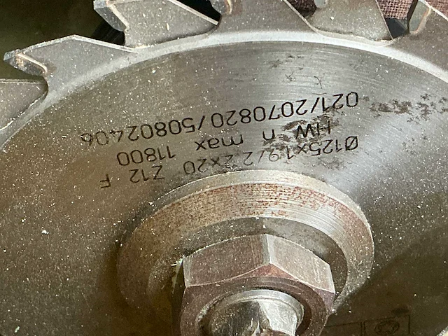 1993 griggio sc3200 formaatcirkelzaagmachine - afbeelding 2 van  10