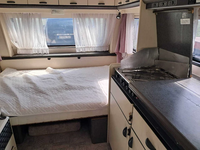 1993 hobby classic caravan - afbeelding 11 van  11