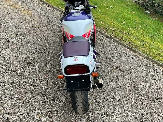 1993 honda firebalde sc28 cbr900rr - afbeelding 24 van  42