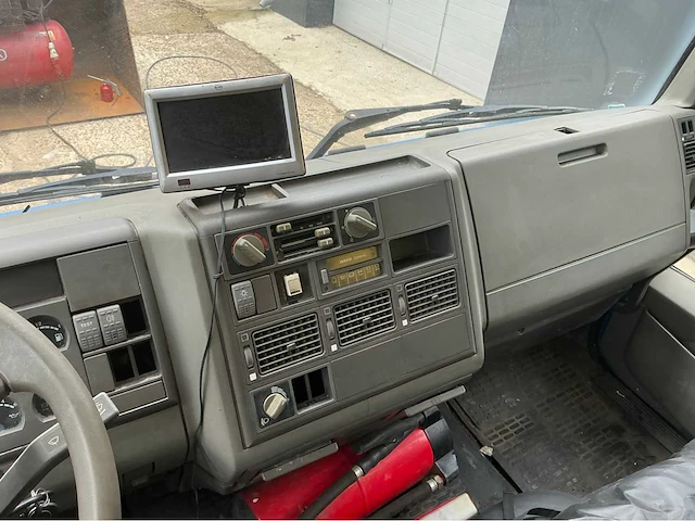 1993 iveco ml 100 e 15 vrachtwagen - afbeelding 17 van  33