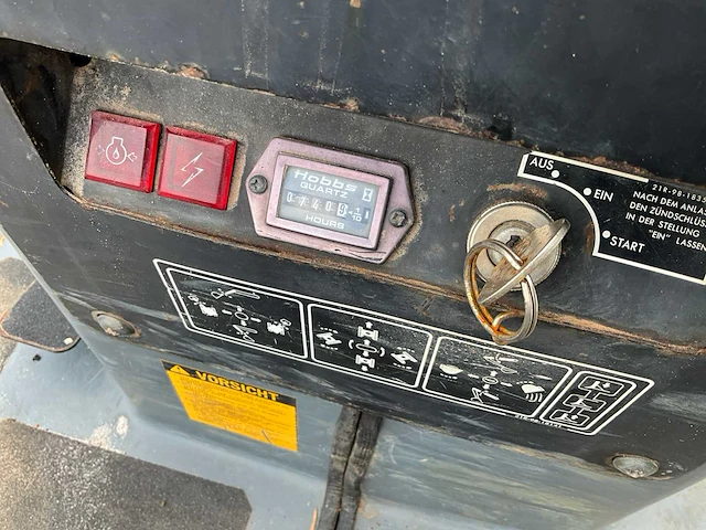 1993 komatsu pc02 minigraafmachine - afbeelding 11 van  16