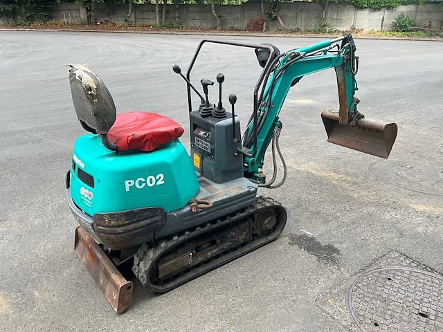 1993 komatsu pc02 minigraafmachine - afbeelding 1 van  16