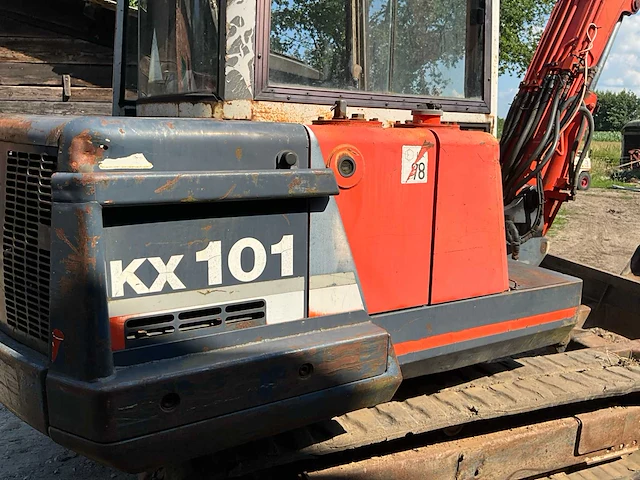 1993 kubota kx-101 graafmachine - afbeelding 2 van  25