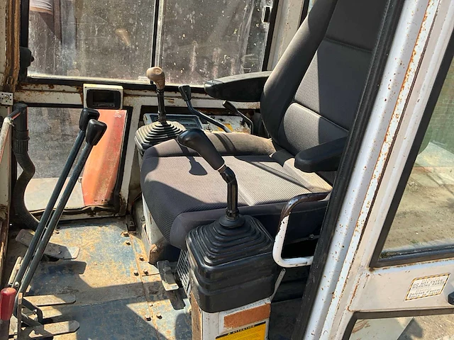 1993 kubota kx-101 graafmachine - afbeelding 14 van  25