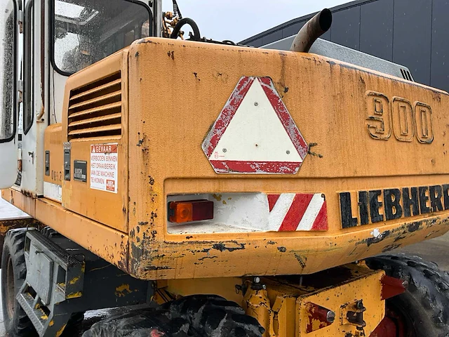 1993 liebherr a900 litronic banden graafmachine - afbeelding 16 van  27