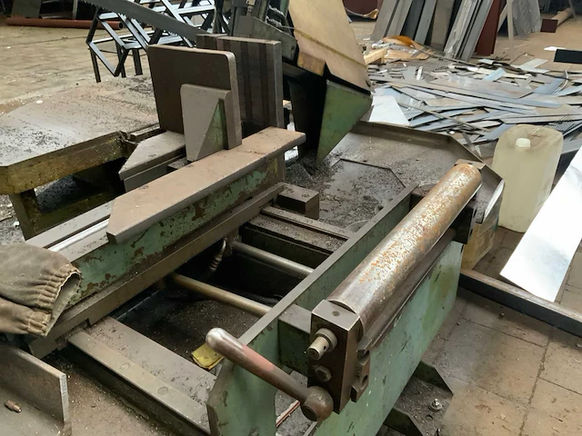 1993 meba 320dg half automatische bandzaagmachine - afbeelding 11 van  12