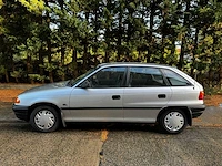 1993 opel astra personenauto - afbeelding 2 van  16