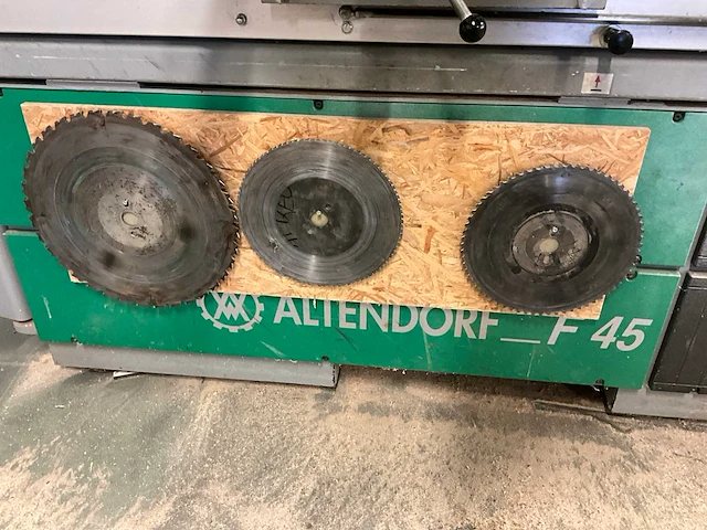 1994 altendorf f 46 paneelcirkelzaagmachine - afbeelding 21 van  21