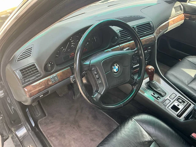 1994 bmw e39 730i v8 oldtimer - afbeelding 19 van  32