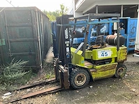 1994 clark gpm25 vorkheftruck - afbeelding 1 van  21