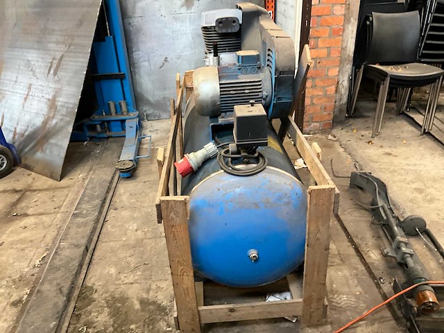1994 d 270 x eure compressor - afbeelding 4 van  7