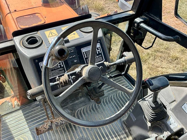1994 ford 675d utility tractor - afbeelding 24 van  56