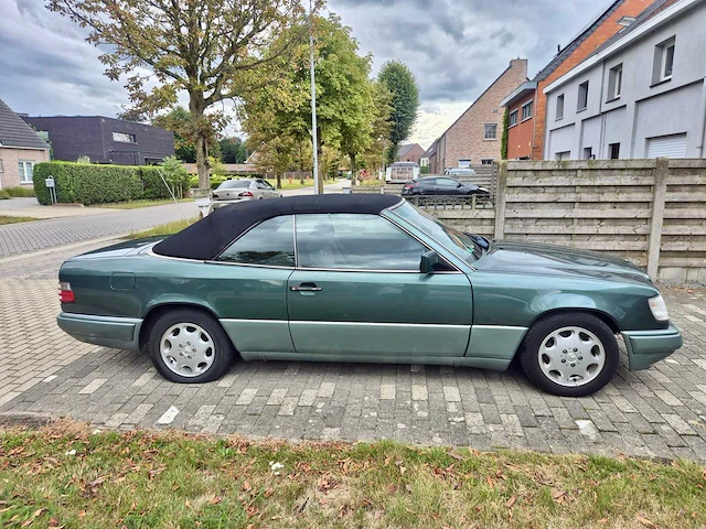 1994 mercedes 220 oldtimer - afbeelding 2 van  26