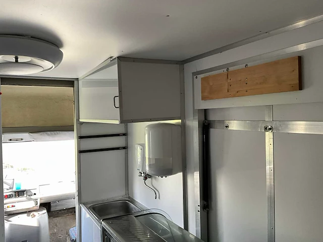 1994 mercedes-benz 308 dp oldtimer foodtruck - afbeelding 10 van  52