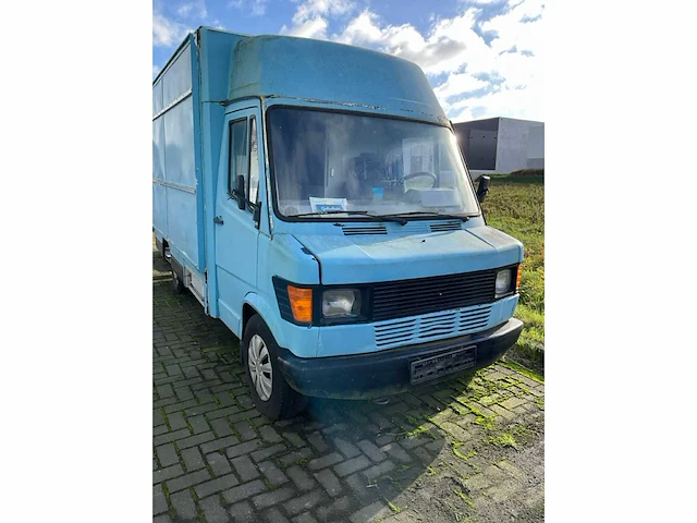 1994 mercedes-benz 308 dp oldtimer foodtruck - afbeelding 29 van  52