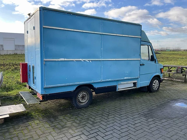 1994 mercedes-benz 308 dp oldtimer foodtruck - afbeelding 31 van  52
