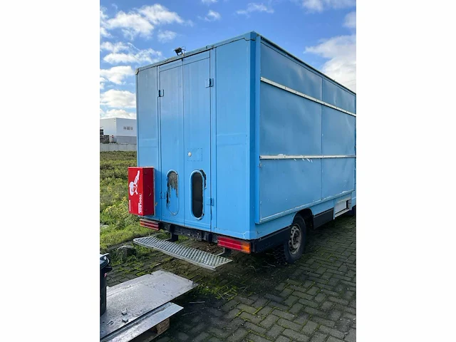 1994 mercedes-benz 308 dp oldtimer foodtruck - afbeelding 32 van  52