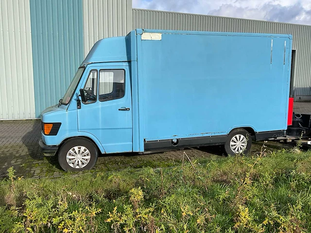 1994 mercedes-benz 308 dp oldtimer foodtruck - afbeelding 39 van  52