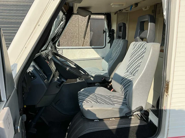 1994 mercedes-benz mirage mb100d camper - afbeelding 4 van  81