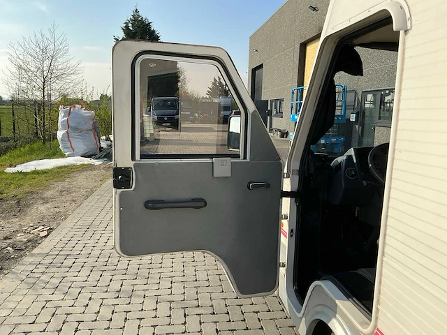 1994 mercedes-benz mirage mb100d camper - afbeelding 81 van  81