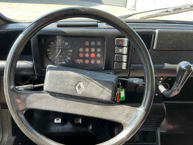 1994 renault r4 b7 oldtimer - afbeelding 8 van  56
