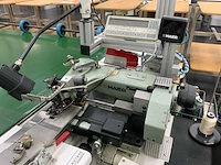 1994 rotox ia 390 automatische stoffen snij- en afboordmachine - afbeelding 8 van  17