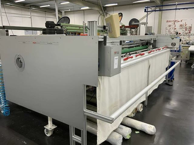 1994 rotox ia 390 automatische stoffen snij- en afboordmachine - afbeelding 16 van  17