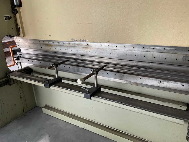 1994 safan uck110-3100 buigmachine - afbeelding 14 van  16