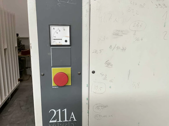 1994 viet target 211a breedbandschuurmachine - afbeelding 9 van  12