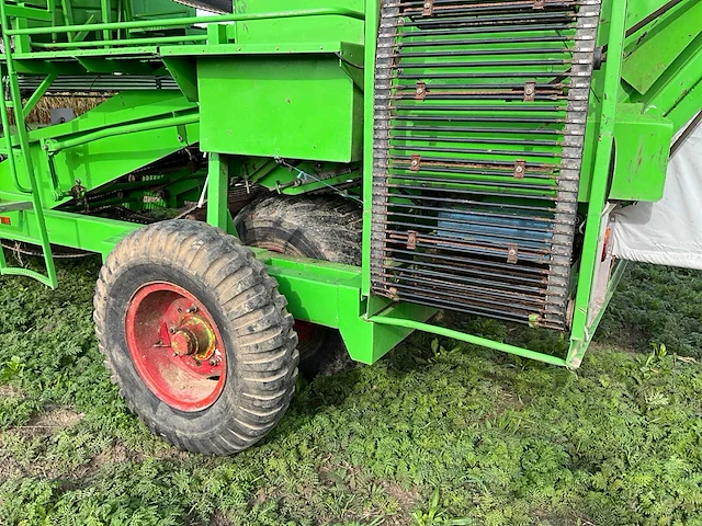 1995 avr 230b tweerijige aardappelrooier - afbeelding 11 van  42
