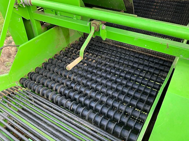 1995 avr 230b tweerijige aardappelrooier - afbeelding 21 van  42