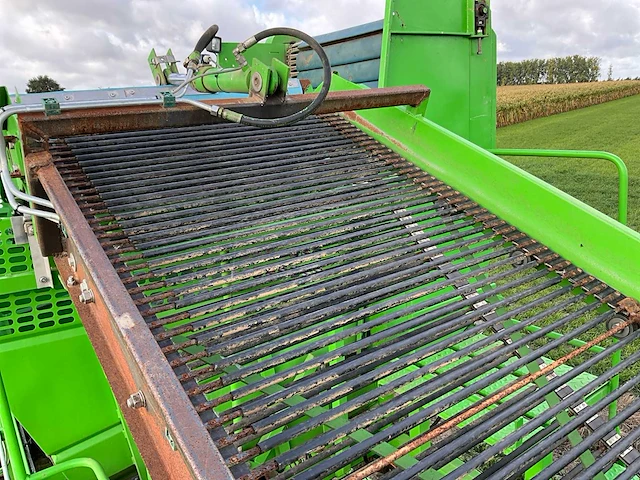 1995 avr 230b tweerijige aardappelrooier - afbeelding 22 van  42