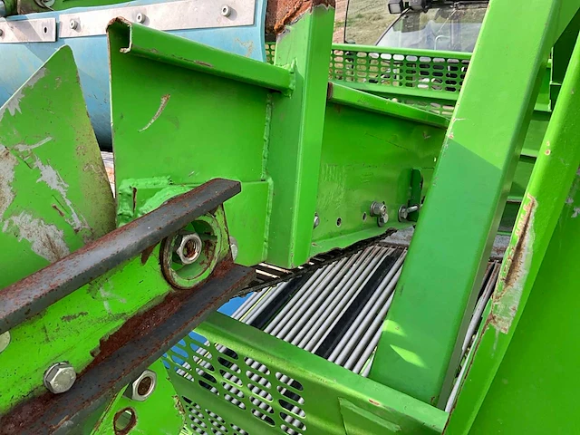 1995 avr 230b tweerijige aardappelrooier - afbeelding 31 van  42