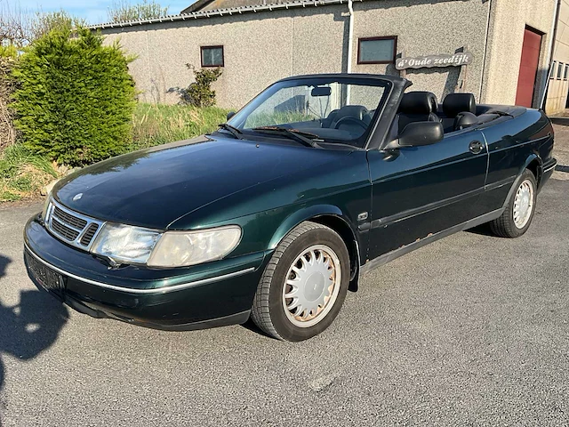 1995 saab cabrio oldtimer personenauto - afbeelding 1 van  30