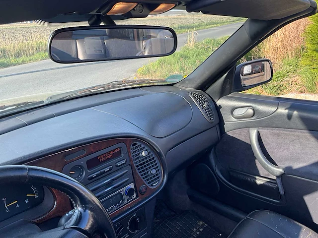1995 saab cabrio oldtimer personenauto - afbeelding 14 van  30