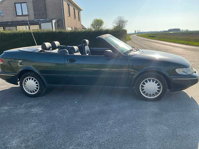 1995 saab cabrio oldtimer personenauto - afbeelding 25 van  30
