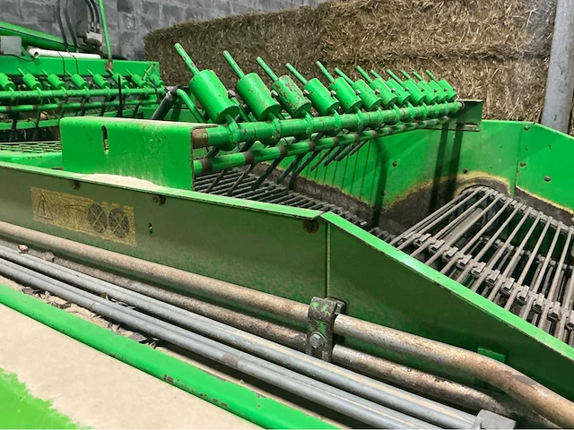 1996 avr prestige tt wagenrooier met aardappel en uitenkit - afbeelding 8 van  48